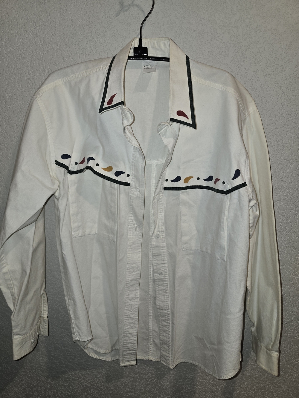 Vintage Hand-Painted Western Button-Down Shirt White Paisley Yoke Collar Details